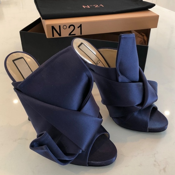 Navy Bow Mules - Picture 2 of 6